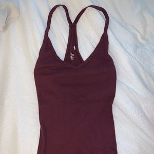 urban outfitters maroon tank top